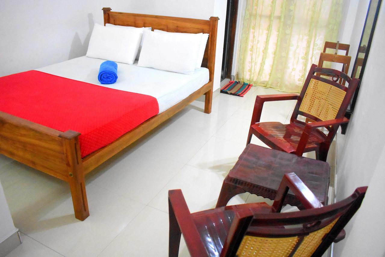 Lion Rest Hotel Anuradhapura Kültér fotó